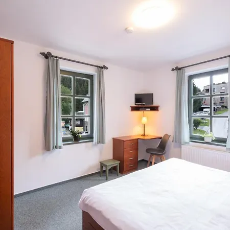 Hotel Krokus 3*