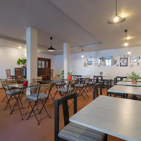 Krokus Hotel 3*